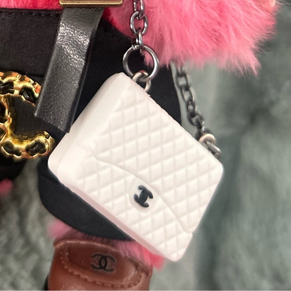 Labubu Handbags/Purses in Black or White with Iconic Cannage Pattern - Picture 7 of 7